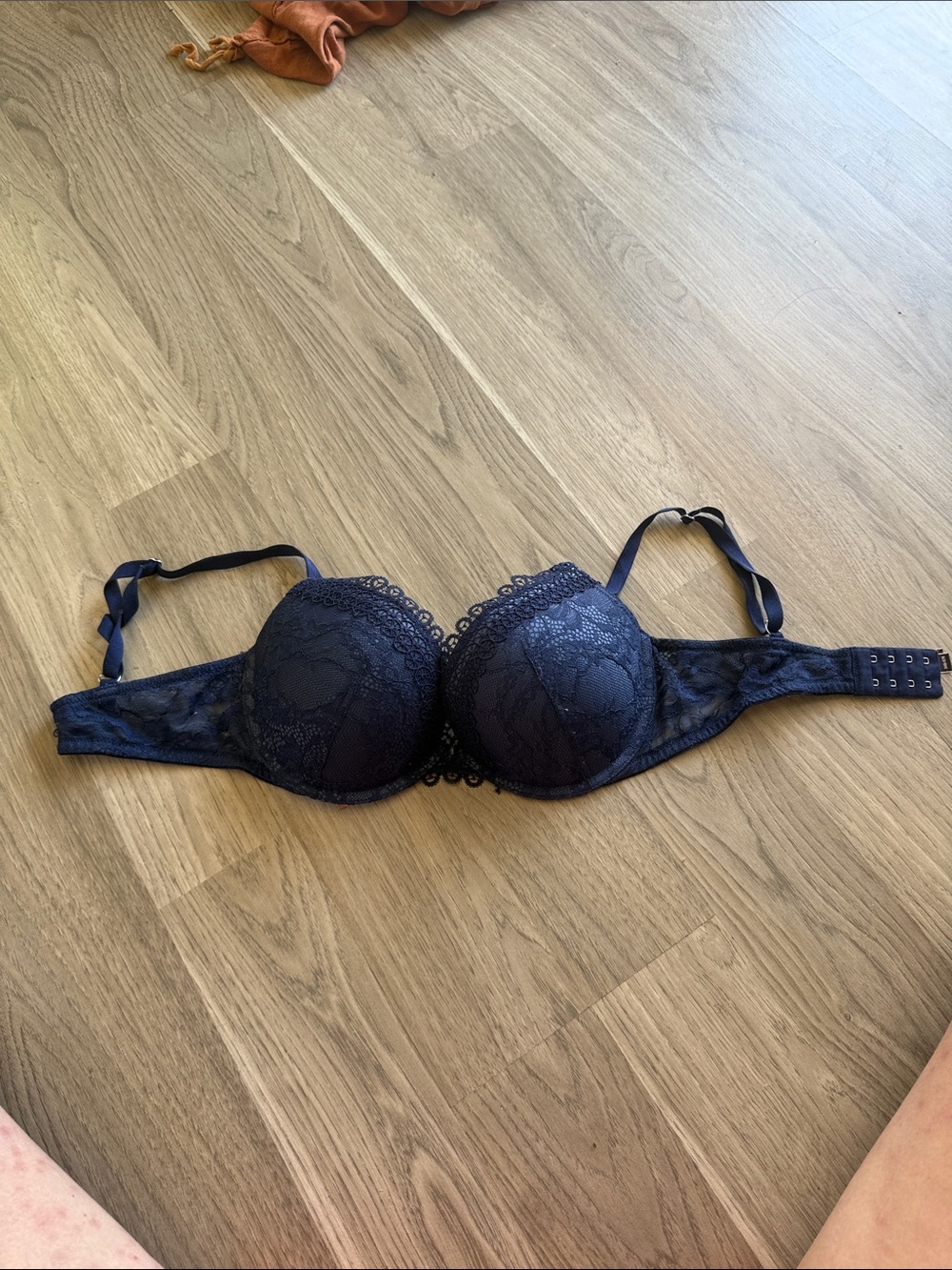 Victoria’s Secret Lace Push-Up Bra in Navy - Women Intimates & Sleepwear